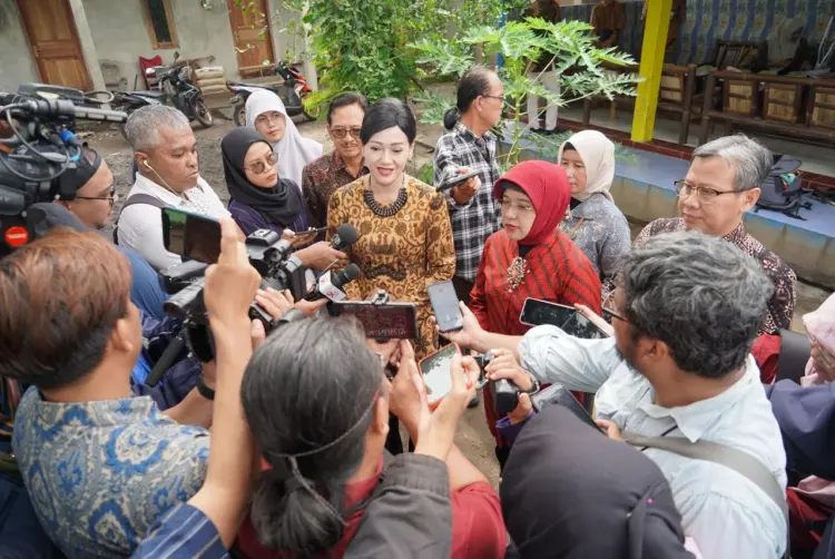 OJK dan BPS Sepakati Kerjasama Gelar Survei Nasional