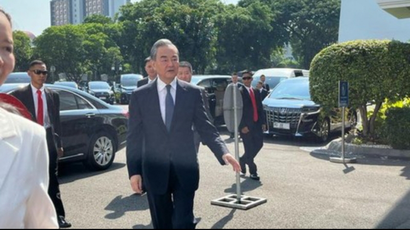 Presiden Jokowi Tawarkan Cina Investasi Moda Transportasi di IKN