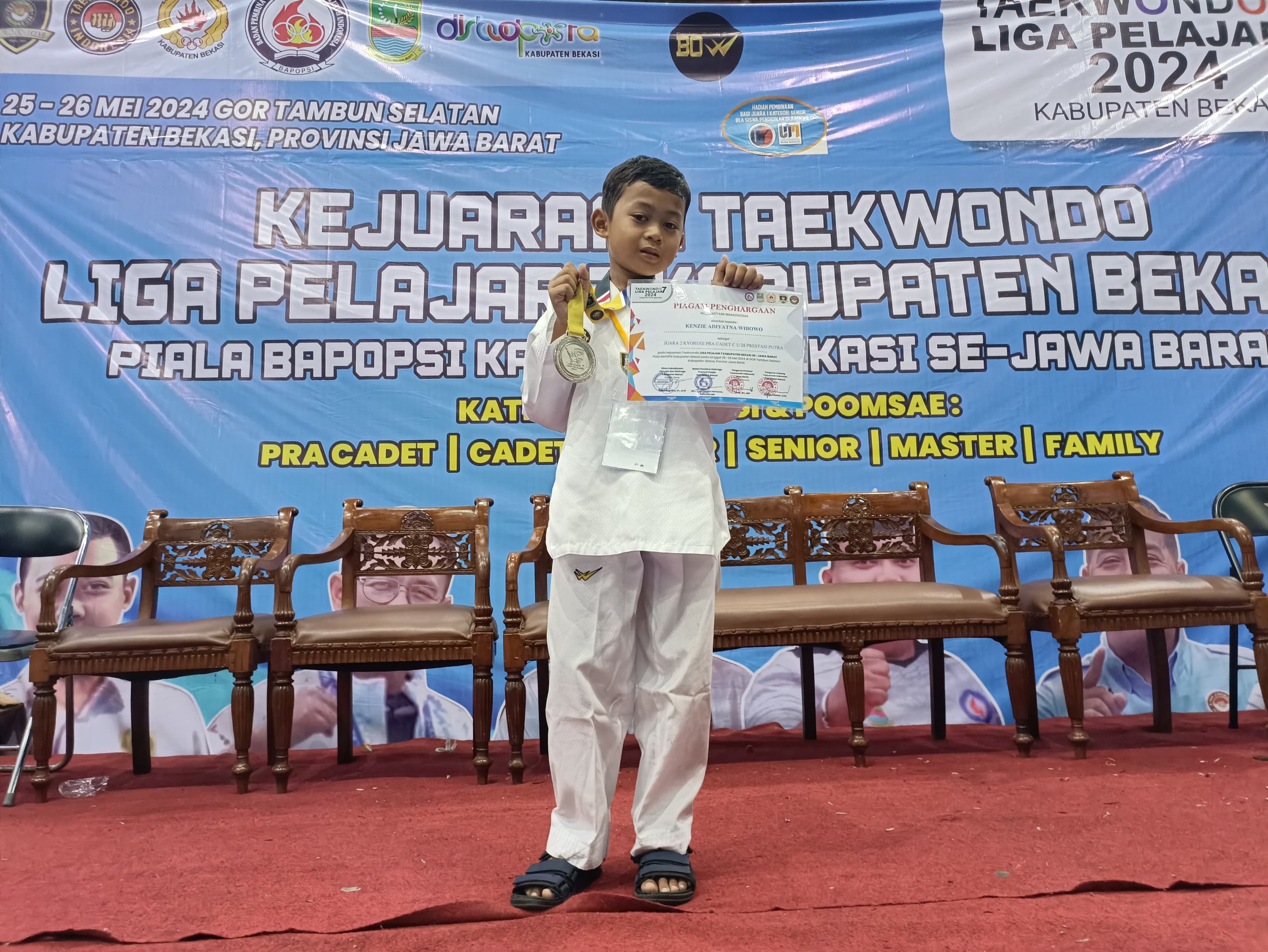 Kenzie Adiyatna Wibowo Juara 2 Dalam Turnamen Liga Pelajar Bekasi