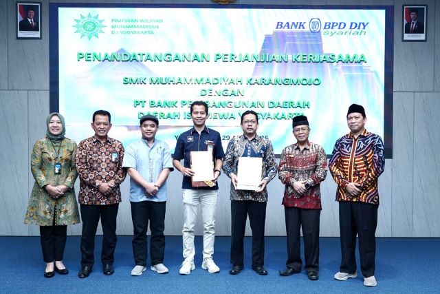 Bank BPD DIY Syariah Perkuat Layanan Keuangan Syariah untuk Sekolah Muhammadiyah DIY