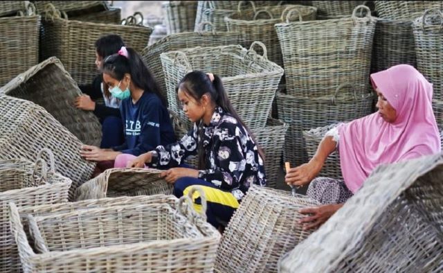 OJK Targetkan pada 2028 Portofolio Penjaminan UMKM Capai 90%