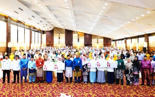 Gubernur Riau Launching Rekening Tabungan Pelajar, BRK Syariah Luncurkan Edupay
