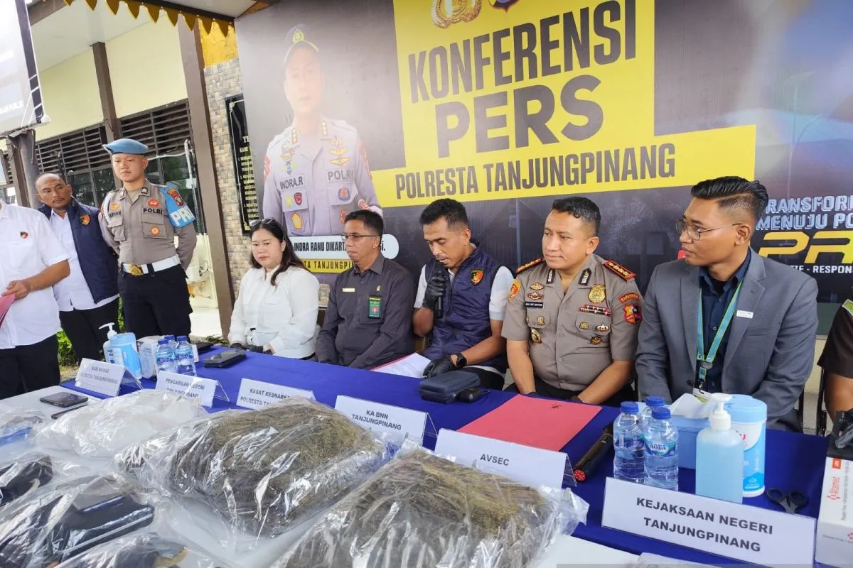 Polresta Tanjung Pinang Amankan Dua Tersangka Beserta 3 Kg Narkotika Asal Malaysia