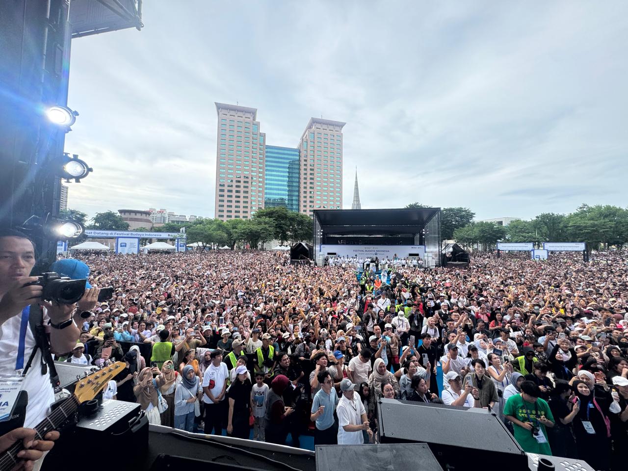 Foto: Suasana para warga Indonesia di Taiwan saat&nbsp;peluncuran BRImo dari Bank Rakyat Indonesia.