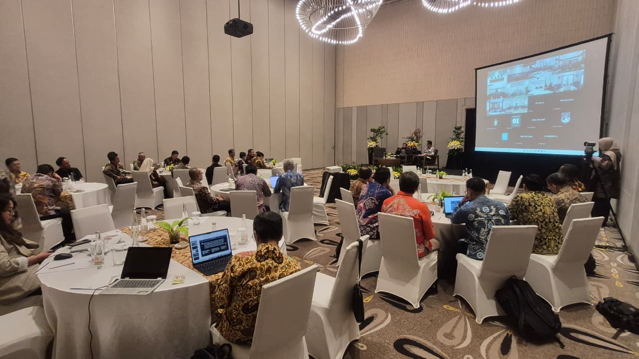Foto : Para peserta sosialisasi PERMA 2/2026 yang diselenggarakan Mahkamah Agung, Selasa (01/09/2026).